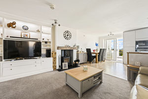 Photo 22- click for photo gallery